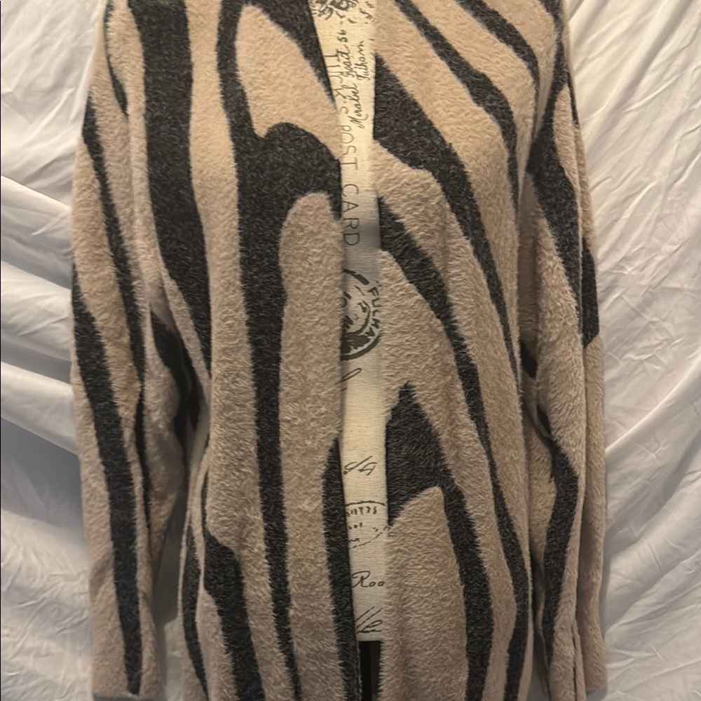 Tan and Black Zebra Pattern Cardigan Sweater - Picture 3 of 12